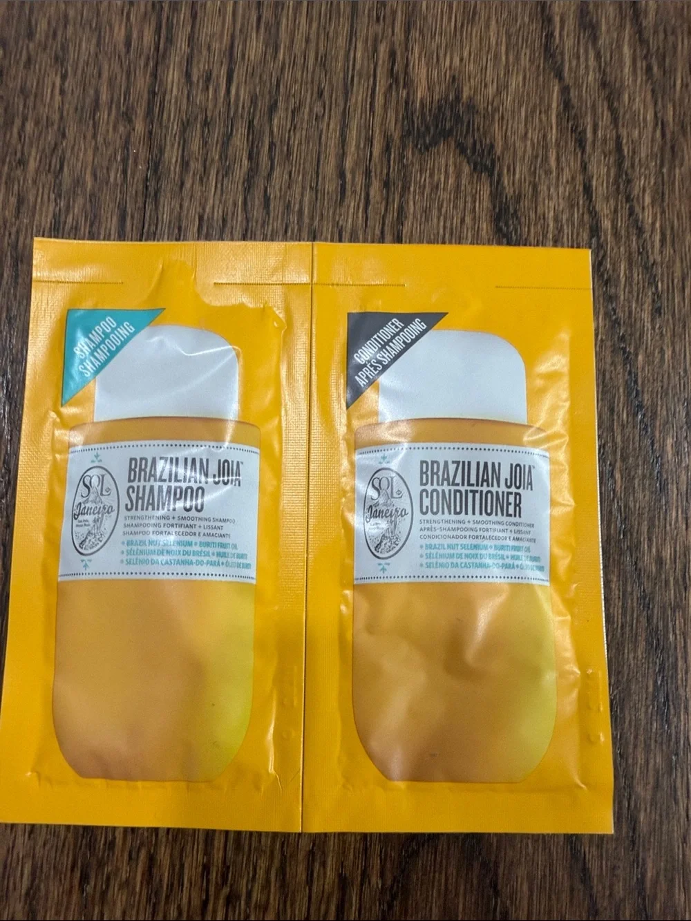 Sol de Janeiro travel set